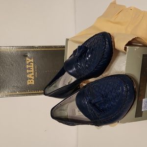 Men's Bally shoes.  Blue leather.   Size 11D